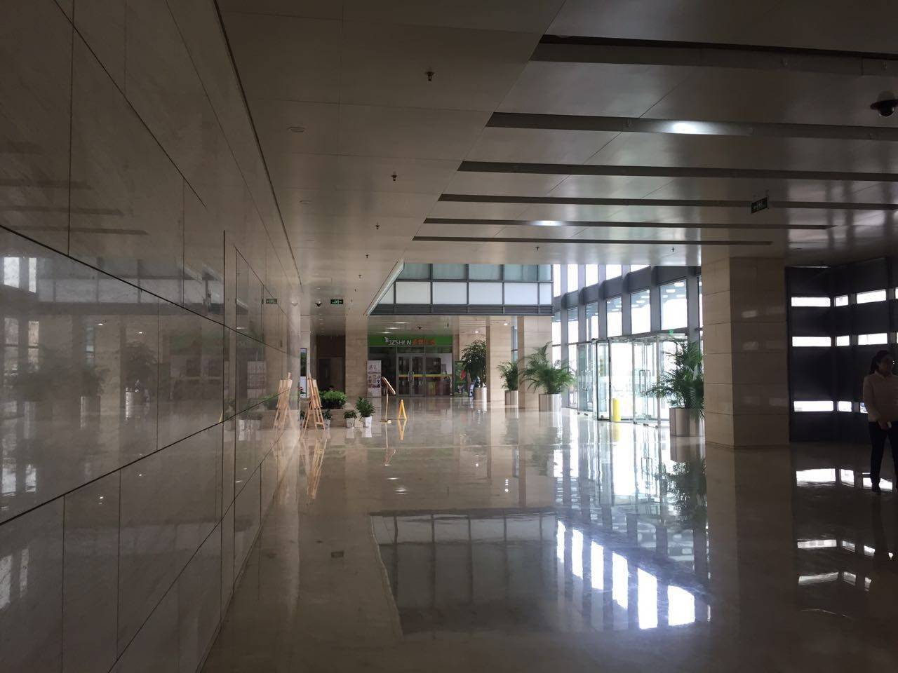 想租金泰国际大厦 租金多少